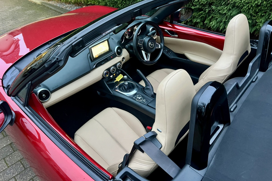 Mazda MX-5  