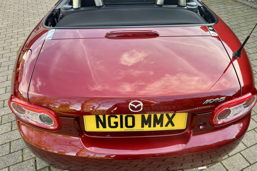 Mazda MX-5  
